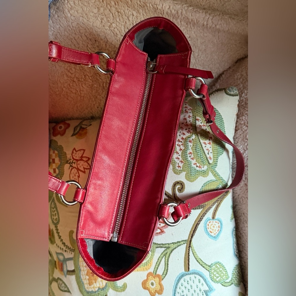 Coach Ashley Y2K Vintage Cherry Leather Shoulder Bag with Cherry Charm F13759 - Picture 15 of 15